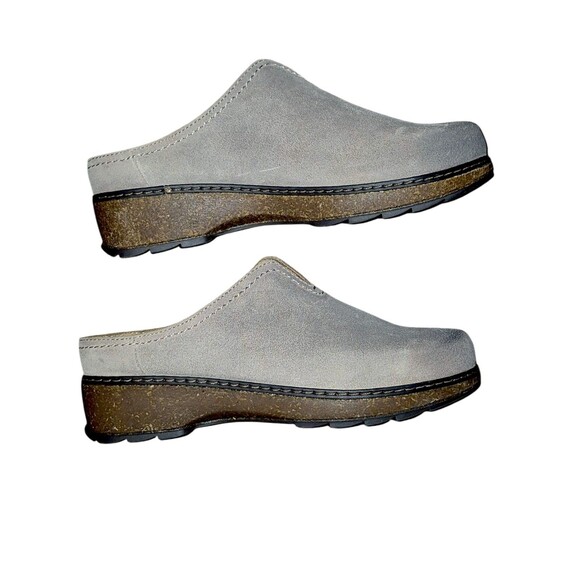 Earth~Women’s Beige Round Toe Rubbed Suede Casual Slip On Flat Mules~Size 9W - Picture 5 of 6